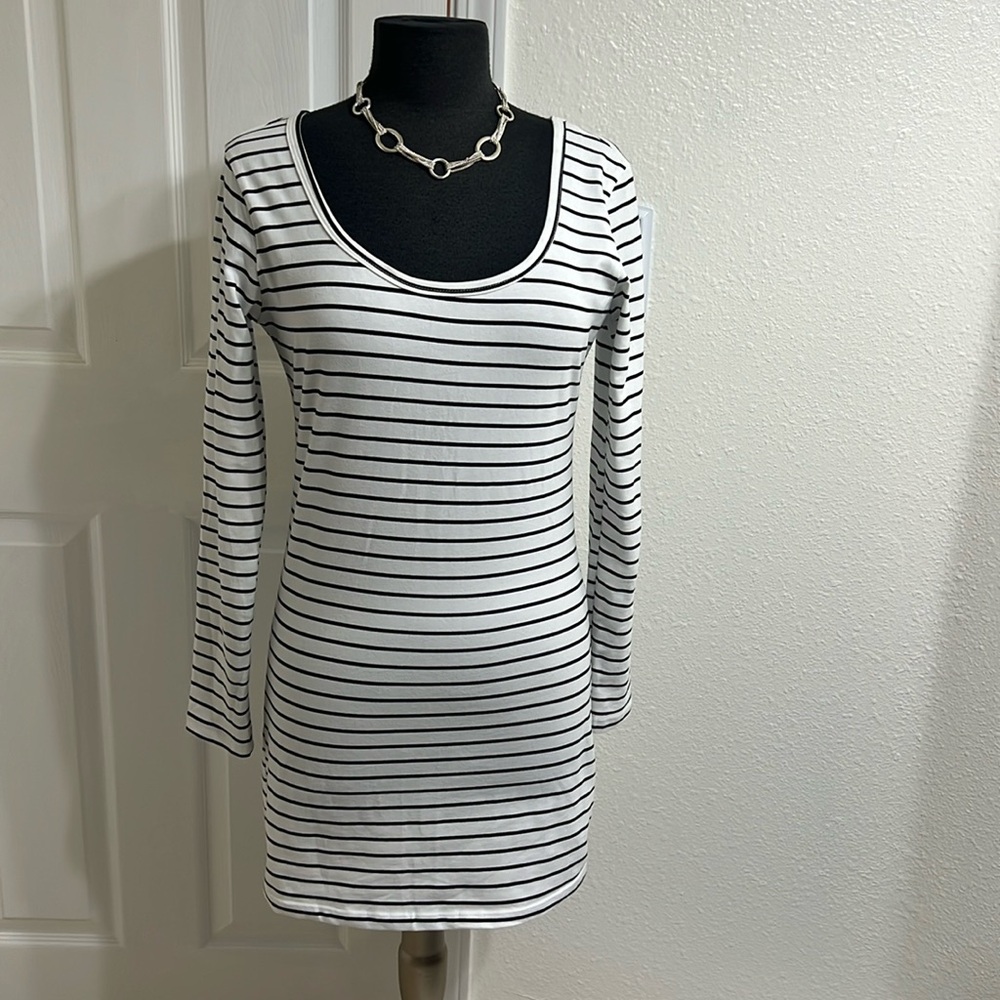 Oswell mini dress size L